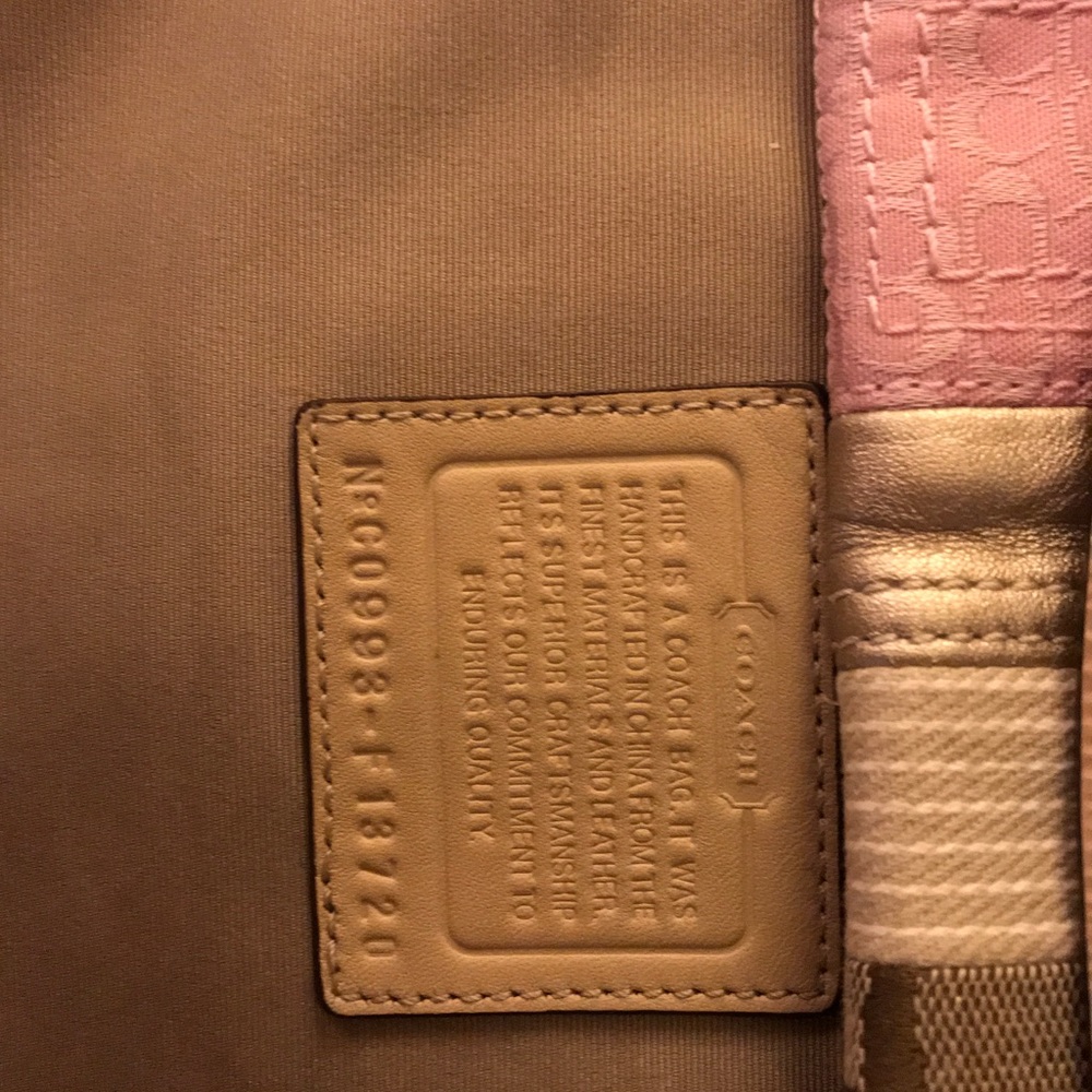 Pink patchwork Coach purse - Picture 2 of 3